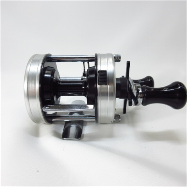 アンバサダー３５００Ｃ